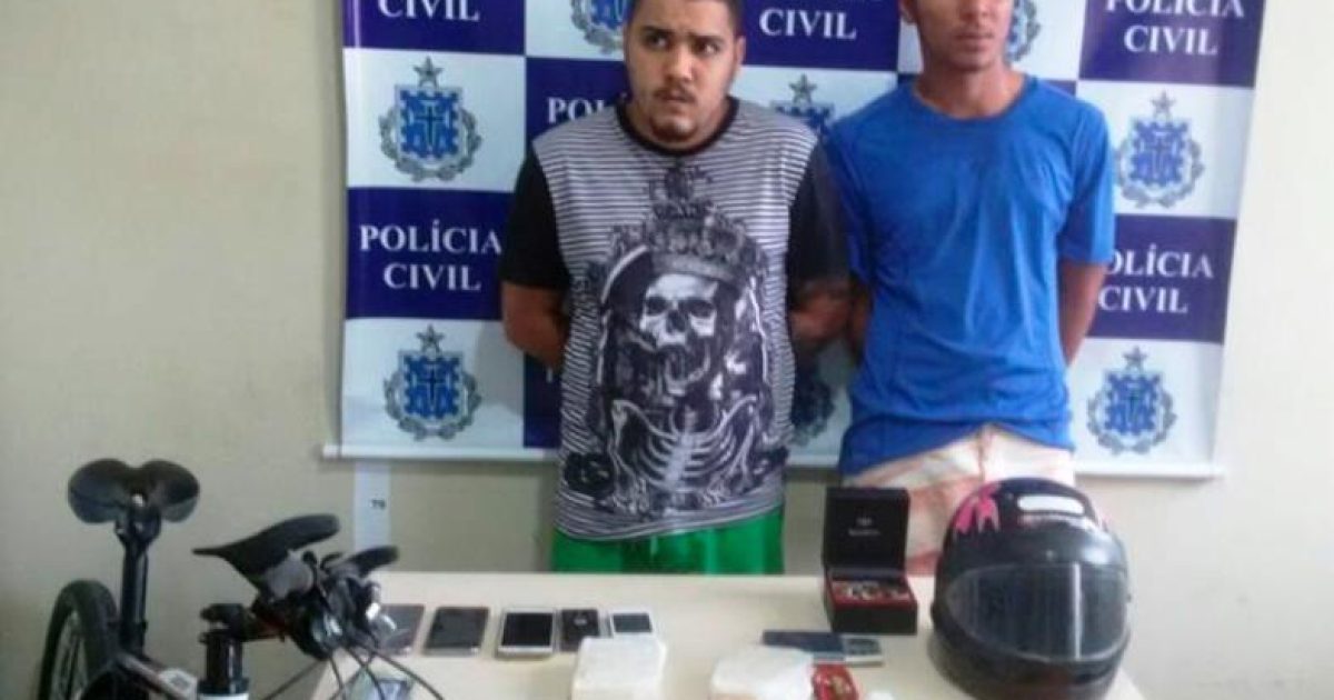 Luís e Diego foram autuados em flagrante por tráfico de drogas e receptação. Foto: Divulgação/Polícia Civil.