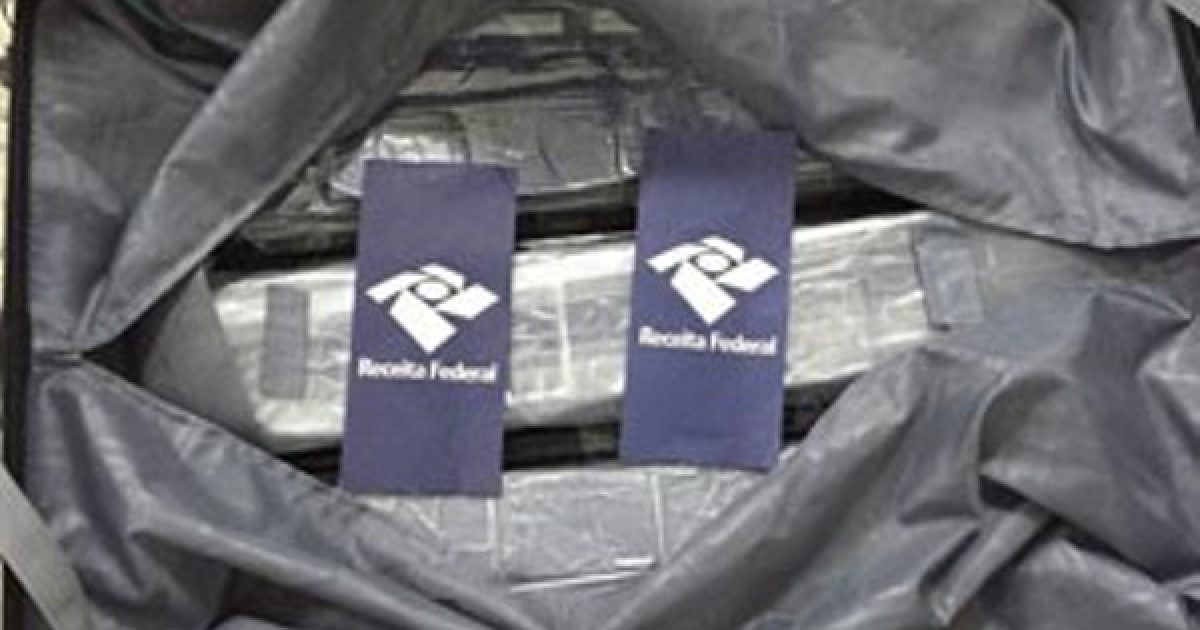 Tabletes de haxixe foram encaminhados para a Polícia Federal. Foto: Divulgação/Receita Federal.