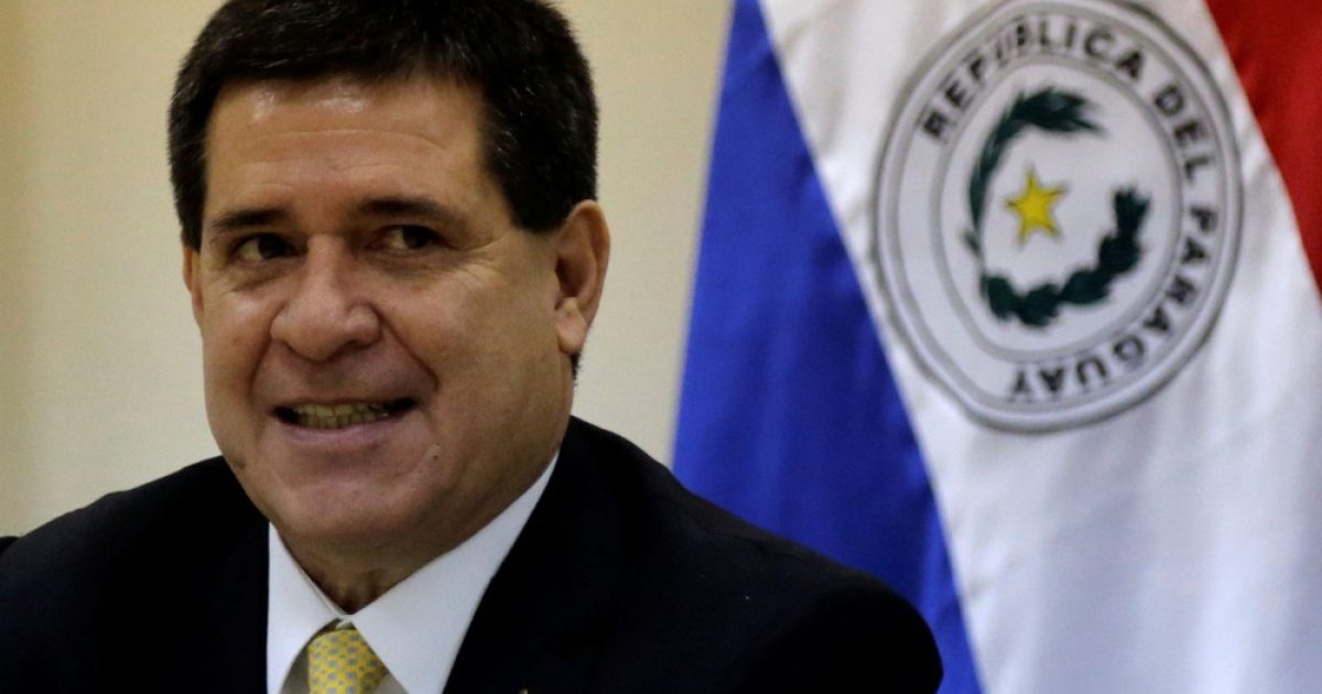O ex-presidente do Paraguai, Horacio Cartes, em foto de 5 de abril — Foto: Reuters/Jorge Adorno