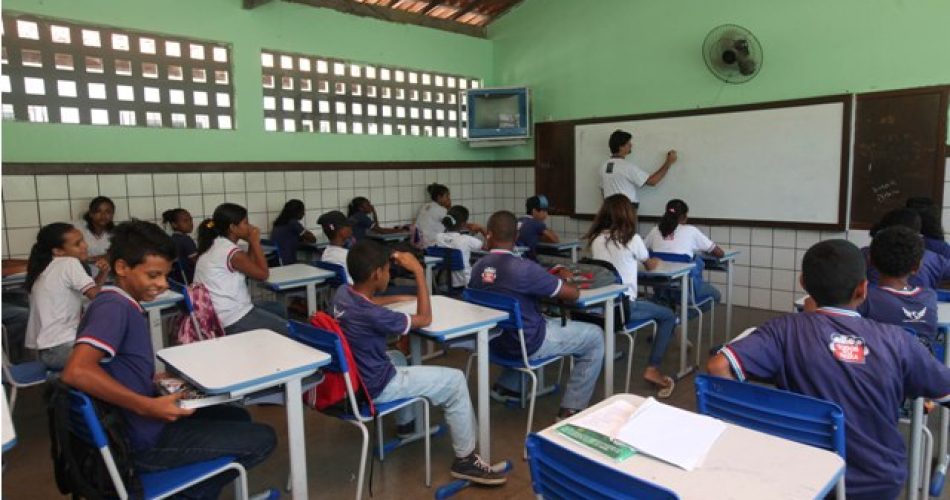 Base comum para a educação básica. Foto Adenilson Nunes/GOVBA.