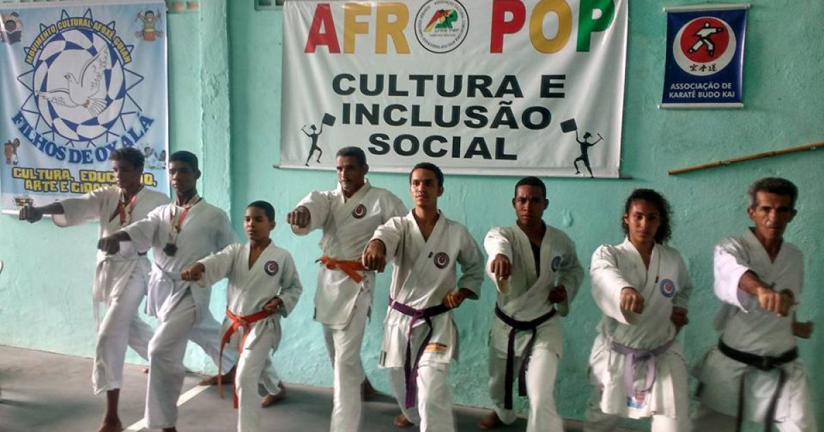  Além das aulas de percussão o Galpão também oferece aulas de Karatê, Capoeira, box e agora a modalidade de dança AfoFit (Foto: Reprodução / Assessoria)