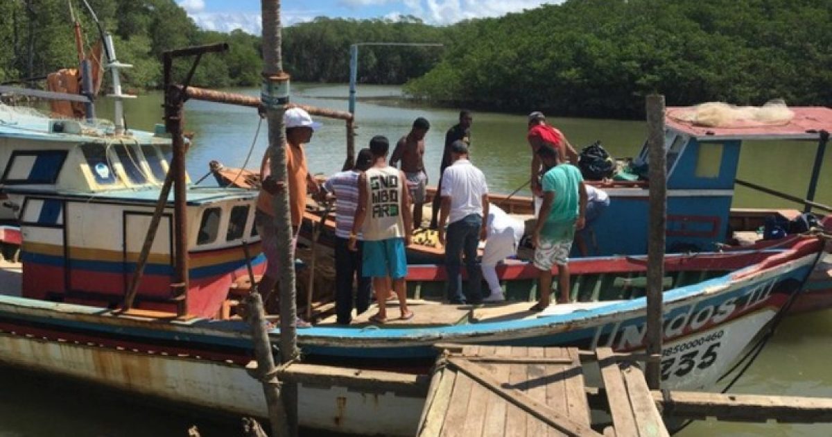 Homem chegou a ser socorrido por pescadores, mas não resistiu, diz PM. Foto: Sargento Reginaldo Souza Silva/PM.