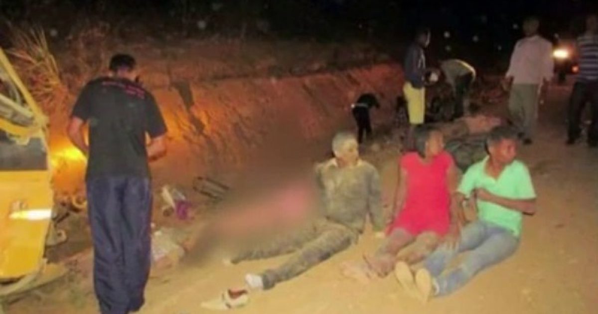 Acidente deixou ao menos 12 feridos, diz polícia. Foto: Reprodução / TV Bahia.