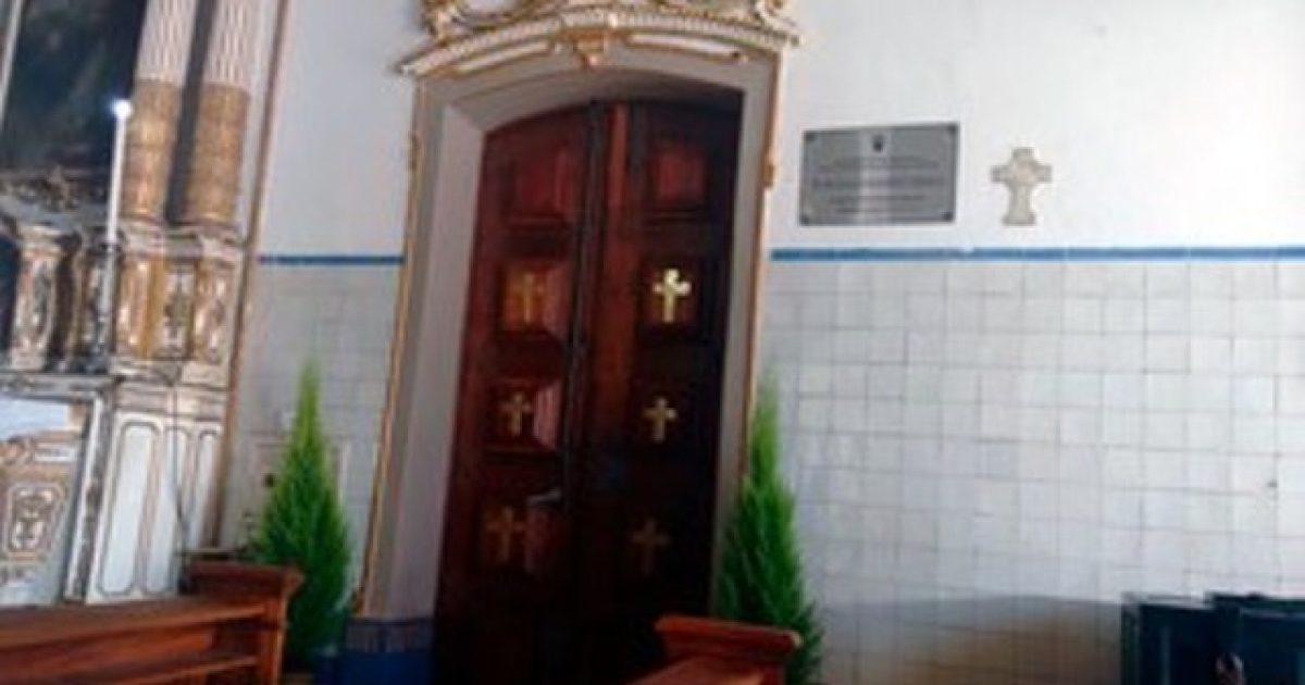 Porta da Misericórdia, na Igreja do Senhor do
Bonfim, em Salvador. Foto: Alan Tiago/G1.
