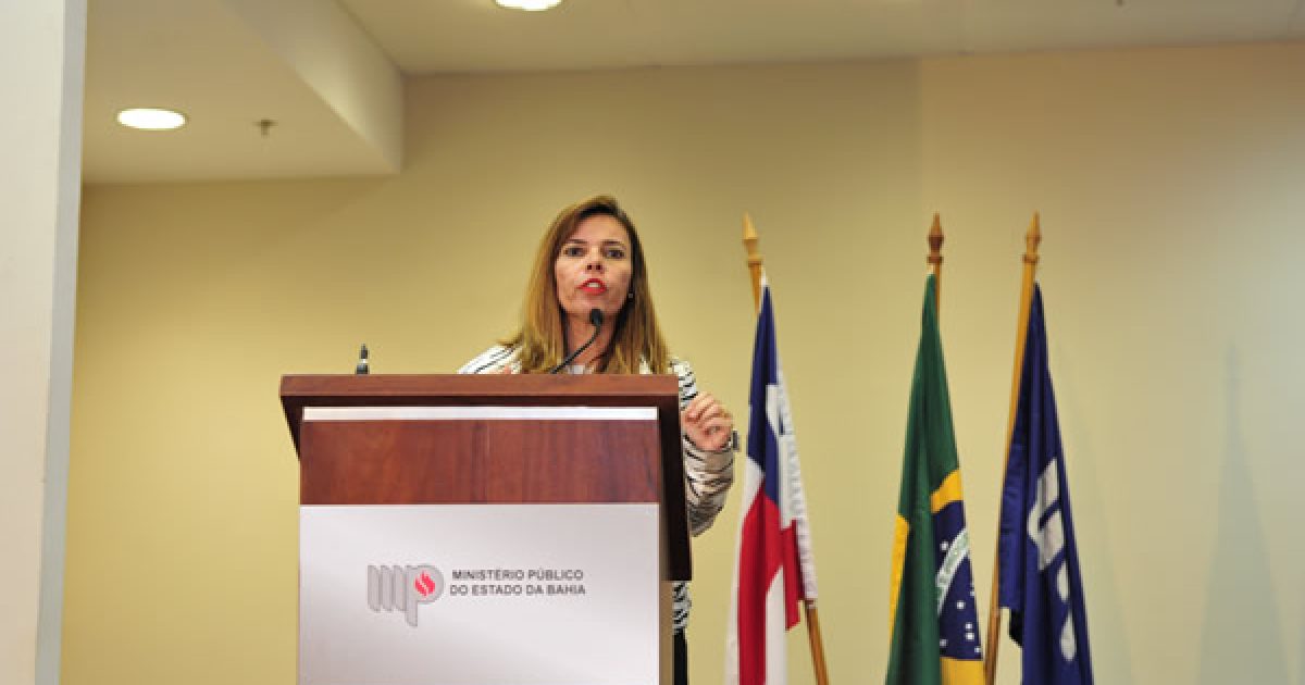 "Um dos casos que considero mais graves é o da Assembleia Legislativa que possui 600 Redas", afirma a promotora Rita Tourinho. Fotos: Humberto Filho.