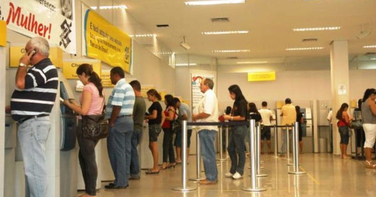 Agências bancárias funcionam em horário normal até esta quinta-feira (24). Foto: jcnet.com.br.