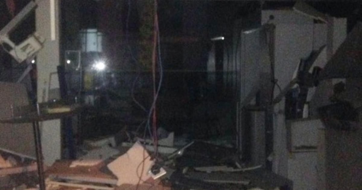 Agência foi parcialmente destruída. Foto: Divulgação/Polícia Civil.
