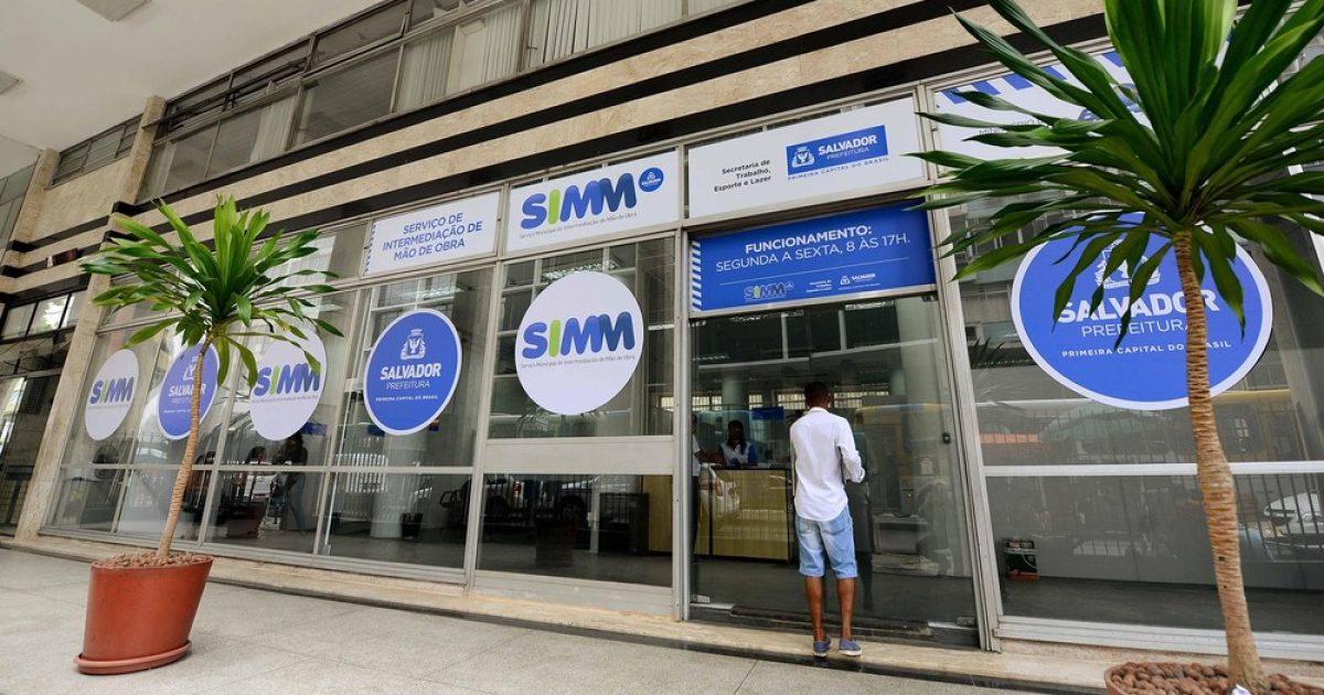 SIMM oferece curso de qualificação profissional gratuito para deficientes em Salvador — Foto: Valter Pontes