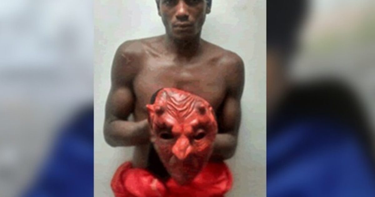 Ele foi preso por porte ilegal de arma quando usava fantasia na cidade. Foto: Sul Bahia News.