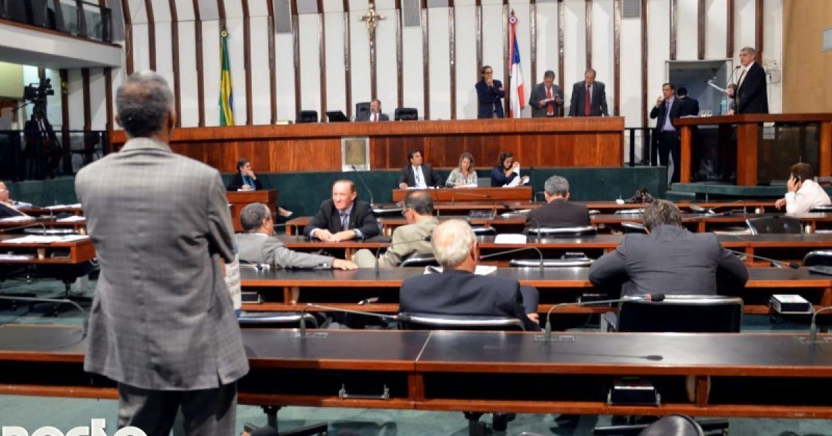 Oposição critica projeto que não detalha como será gasto o montante. Foto: Bocão News