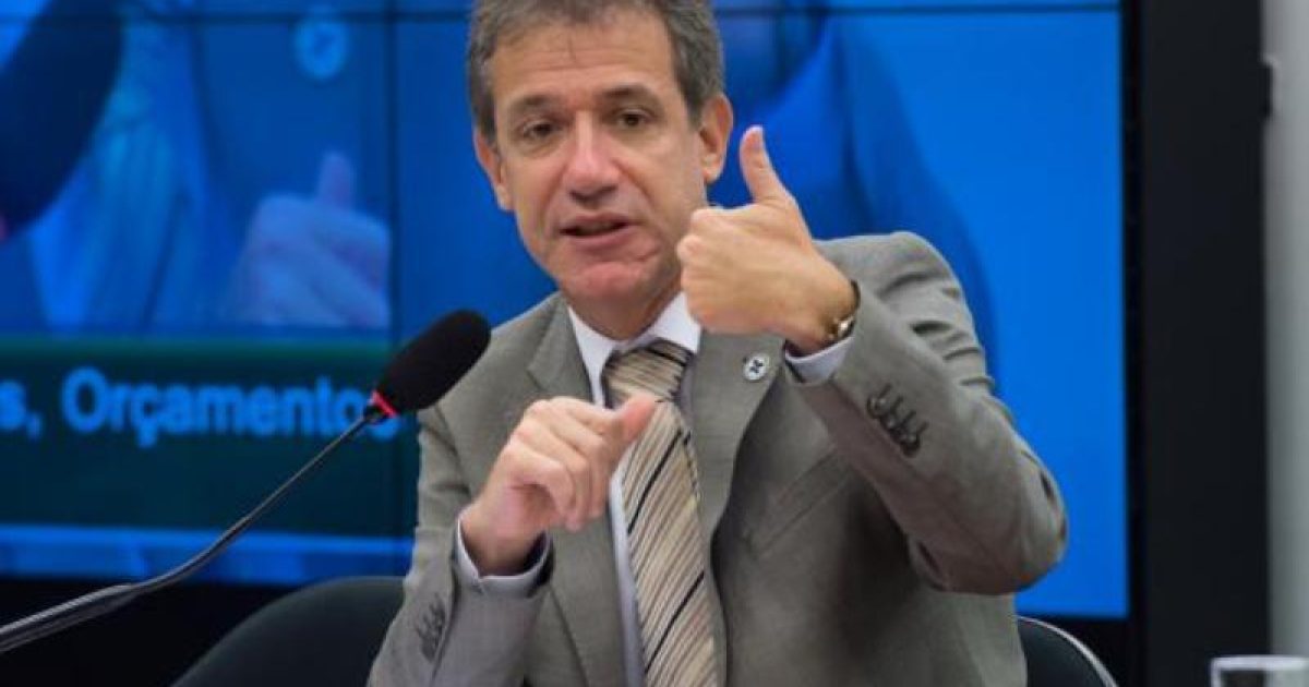 Ministro da Saúde, Arthur Chioro, defendeu que o novo imposto tenha uma alíquota de 0,38%. Foto: Arquivo/Fábio Rodrigues Pozzebom/Agência Brasil