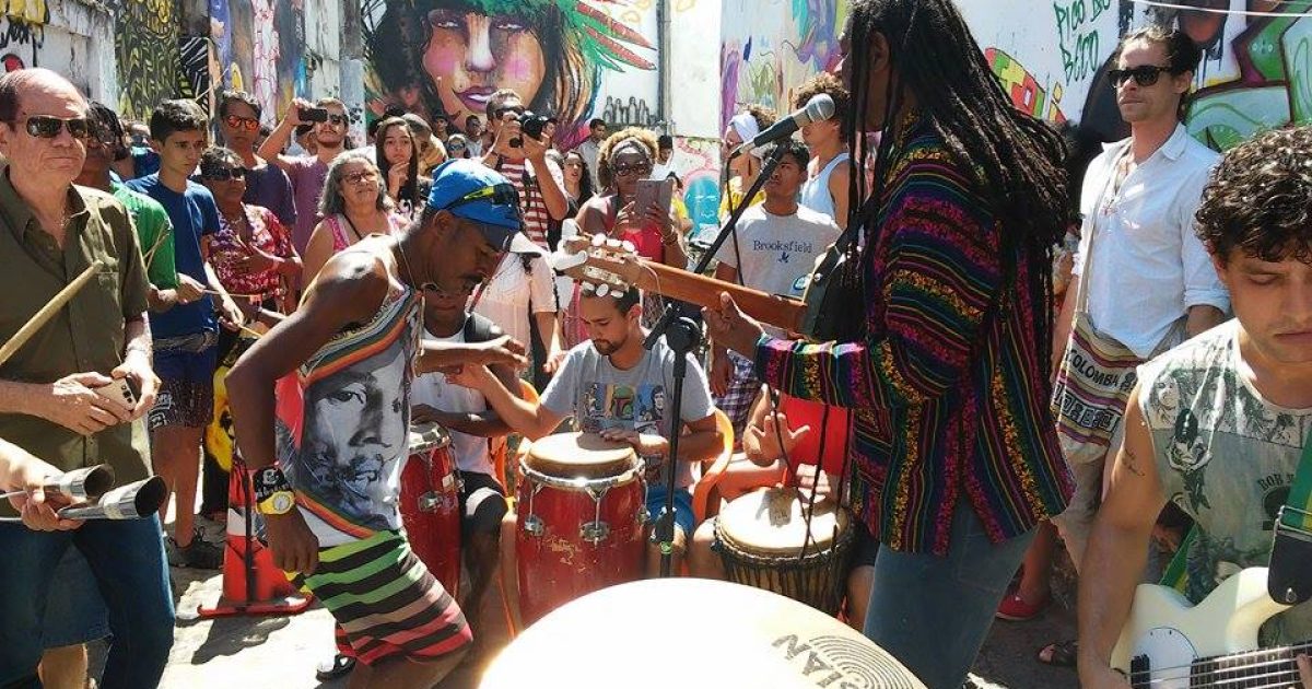 A intervenção cultural “O Beco é Nosso” é realizado pelo Coletivo do Beco e tem o apoio financeiro do Fundo de Cultura (Foto: Reprodução / Beto-Souza)