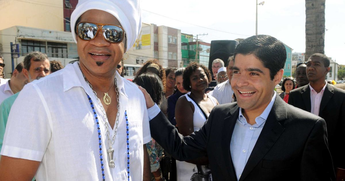 Carlinhos Brown e ACM Neto. Foto: Reprodução/Jornal Grane Bahia/Valter Pontes