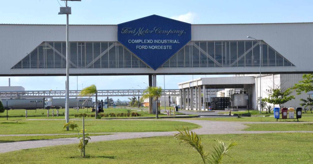 Cerca de 3.500 trabalhadores da Ford em Camaçari estão de folga até a próxima segunda (17) Foto: Reprodução/Carros e Corridas