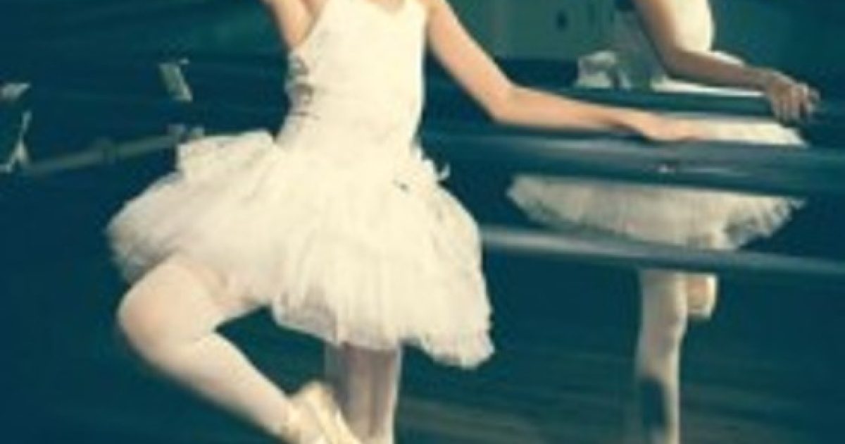 Ester sempre teve o ballet como sua grande paixão.  (Foto: Divulgação / Arquivo Pessoal)