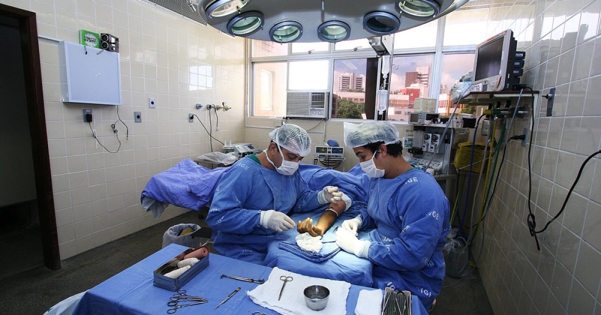 Hospital Geral do Estado é referência em cirurgias de mão

Na foto:

Autora: Carol Garcia / AGECOM