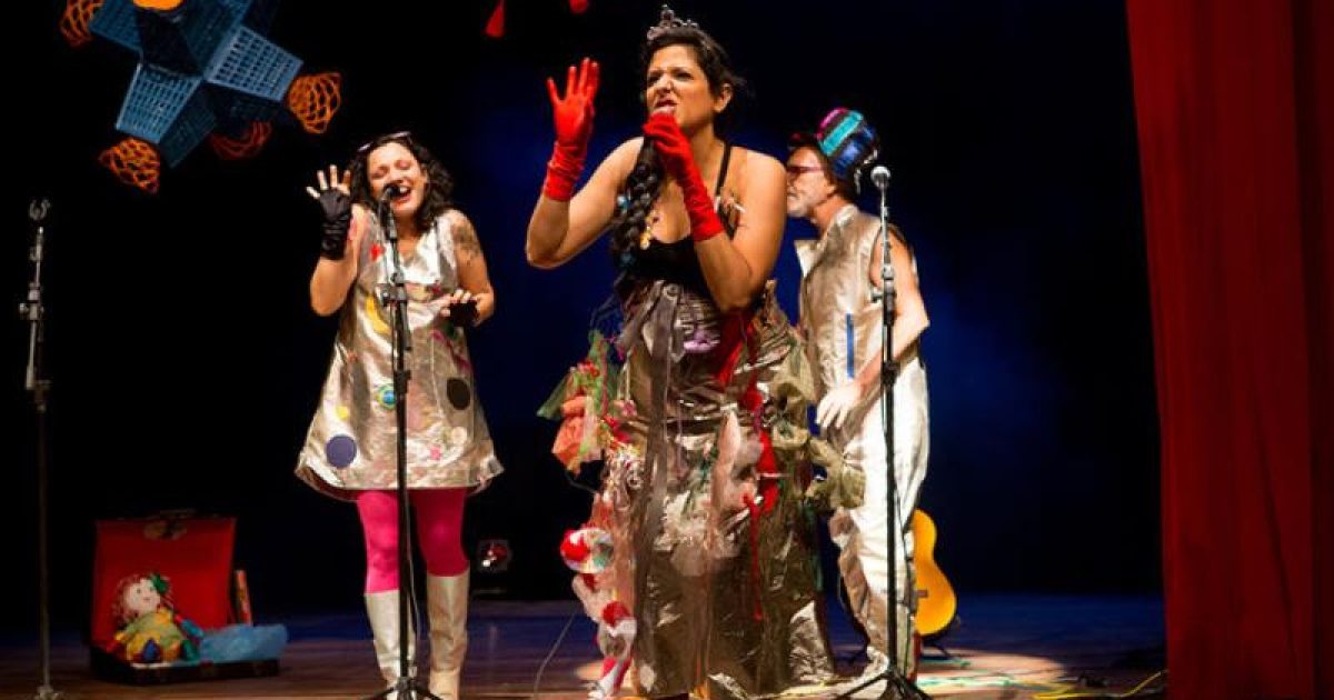 Playgrude é composto pelas cantoras Marcela Bellas e Taís Nader e o compositor Helson Hart. (Foto: Diney Araujo)