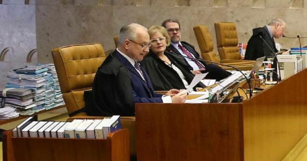 O relator ministro Edson Fachin durante sessão do STF para decidir sobre suspeição do procurador-geral da República para atuar nas investigações relacionadas ao presidente Michel Temer (Foto: Valter Campanato/Agência Brasil)