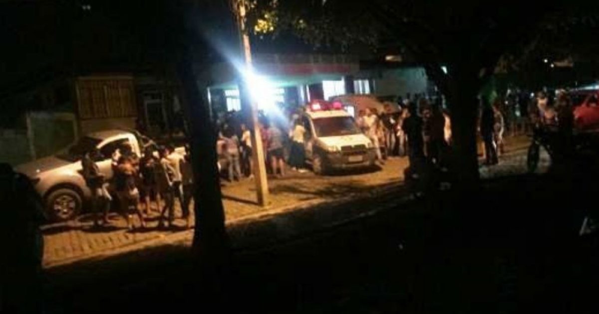 Vítimas foram socorridas pelo Samu para cidades vizinhas (Foto: Site Ganduzão)