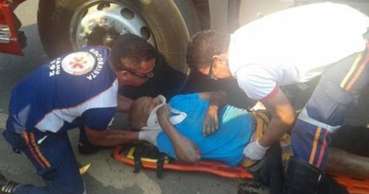 Ele estava de bicicleta no momento do acidente e teve fratura exposta em uma das pernas (Foto: Reprodução / Jornal Nova Fronteira)
