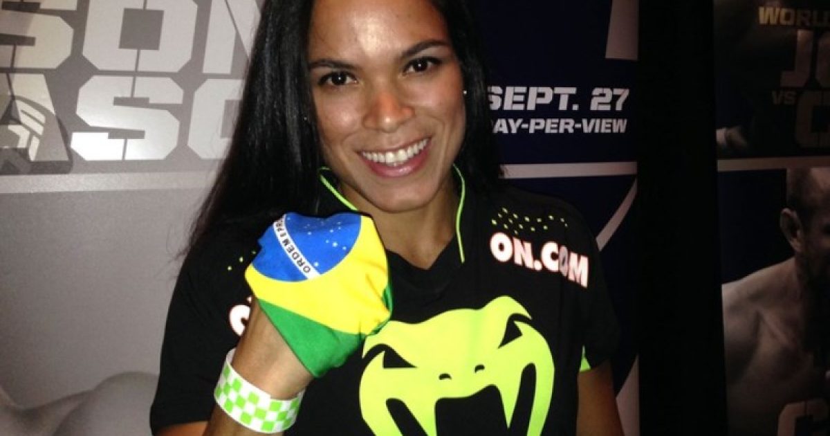 Amanda se tornou a primeira atleta brasileira campeã da principal organização do MMA. (Foto: Reprodução / Google)