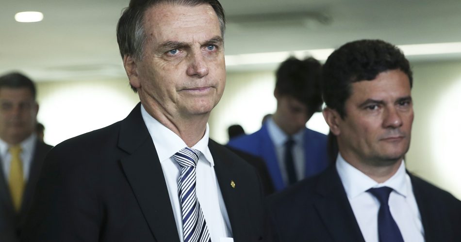 O presidente eleito Jair Bolsonaro e o futuro ministro da Justiça, Sérgio Moro, durante visita ao Superior Tribunal de Justiça (STJ).