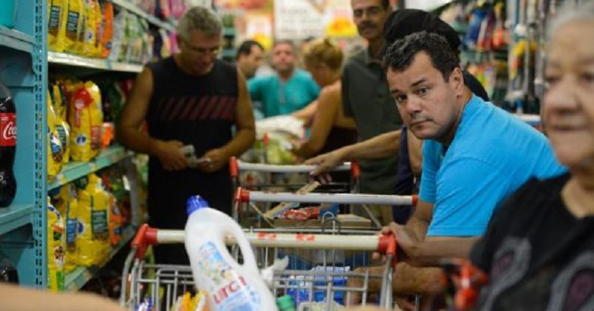 Preços dos alimentos da cesta básica caíram em 21 capitais. Belém registrou a redução mais expressiva: -13,16% (Foto: Tânia Rêgo/Agência Brasil)