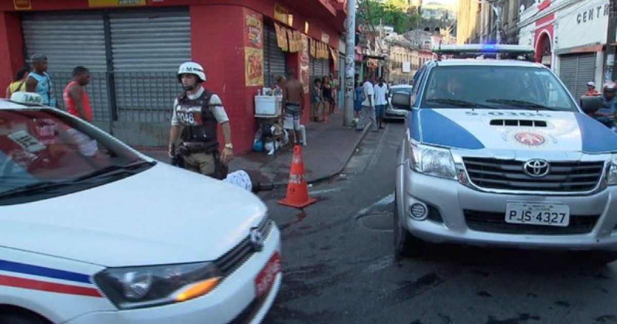 Crime ocorreu na Baixa dos Sapateiros, Centro Histórico de Salvador (Foto: Reprodução/TV Bahia)