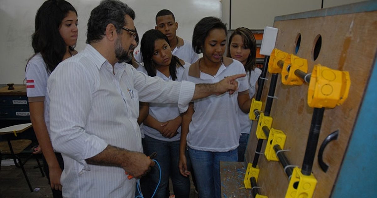 Bahia fará sorteio eletrônico de 10 mil vagas dos cursos técnicos de nível médio. Foto: GOVBA