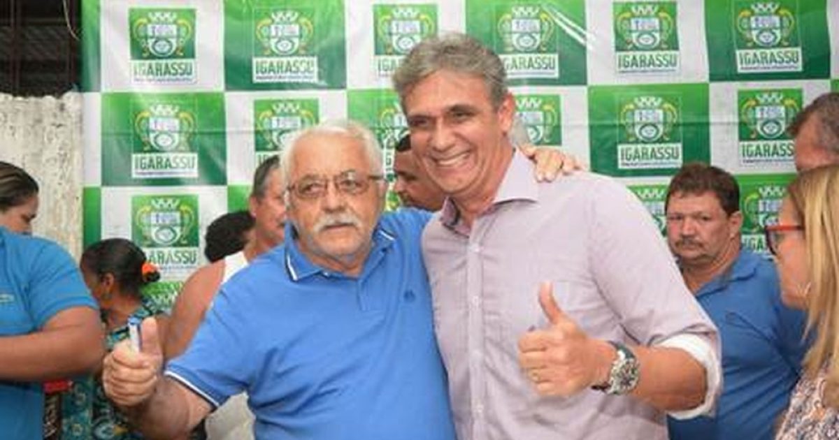 Vereador Luiz dos Passos (esquerda) foi morto em Igarassu, no Grande Recife; prefeito Mário Ricardo (direita) decretou luto oficial (Foto: Ivanildo Pedro/Secom Igarassu/Divulgação)