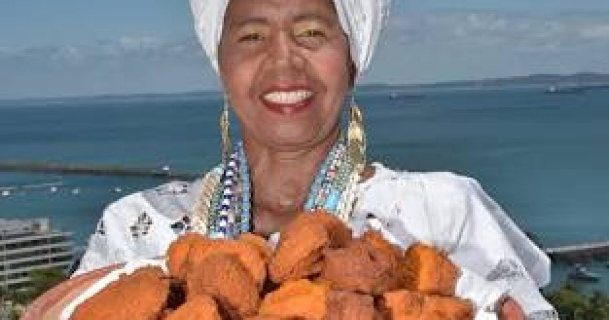 De acordo com a presidente da Abam, Rita Santos, essa reivindicação das baianas de acarajé é desde 2009 (Foto: Reprodução)