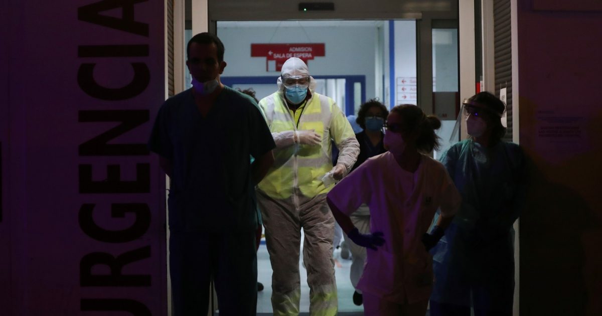 Imagem do hospital La Princesa em Madri, no dia 25 de março de 2020 — Foto: Susana Vera/Reuters