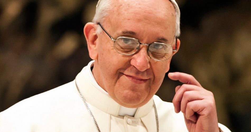 O papa refletiu sobre assuntos como a proteção do meio ambiente, a igualdade com as mulheres, a exploração laboral e o diálogo inter-religioso para fomentar a paz. (Foto: Reprodução/ Pragmatismo Político)