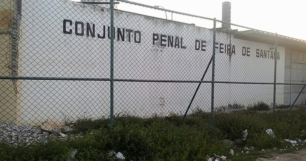 Conjunto Penal de Feira de Santana, na Bahia (Foto: Almir Melo/TV Subaé)