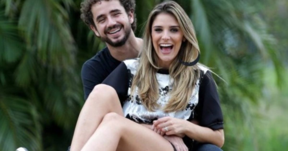 Depois de cinco anos de casamento, Rafa Brites e Felipe Andreoli vão ter o primeiro filho! (Foto: Reprodução/Instagram)