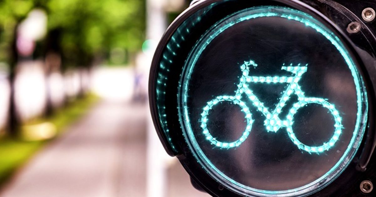 Ciclovias: quanto mais gente pedala, melhor fica o trânsito, o ar e a qualidade de vida (Foto: Reprodução/Revista Galileu/Thinkstock)